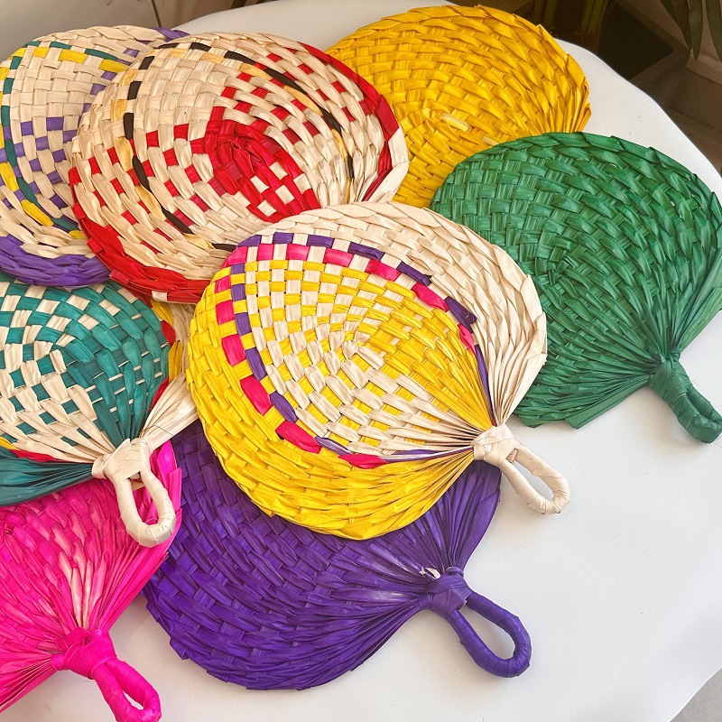 مروحة يدوية صينية الطراز مصنوع - مراجعة Art Craft Leaves وسعره